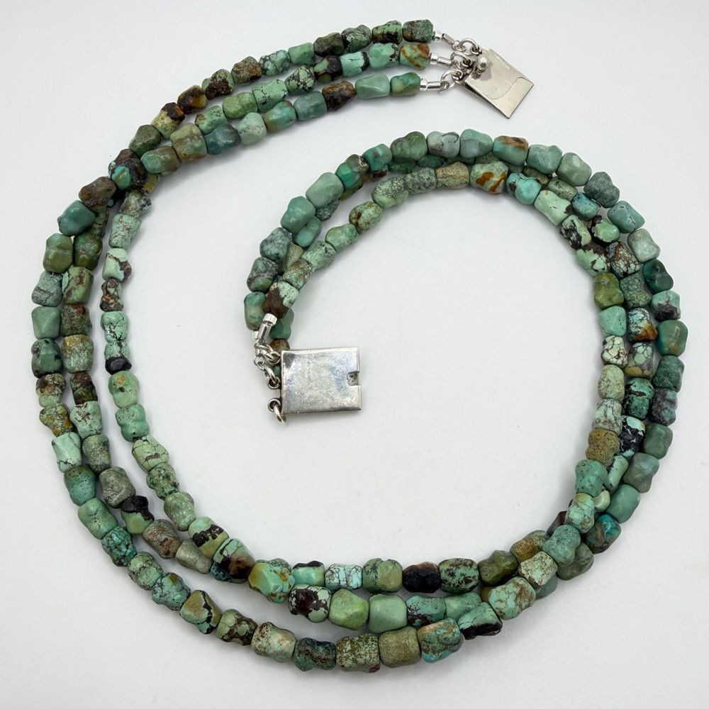 22" Three strands of SOLID Turquoise beads w/ vintage 925 TAXCO clasp! - Picture 5 of 15